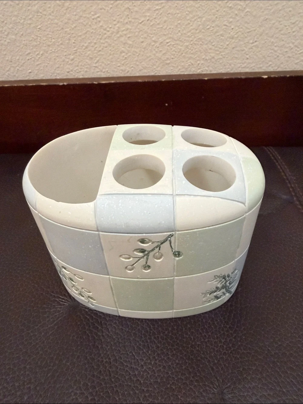 Croscill Rainier Ceramic Toothbrush/Toothpaste Holder